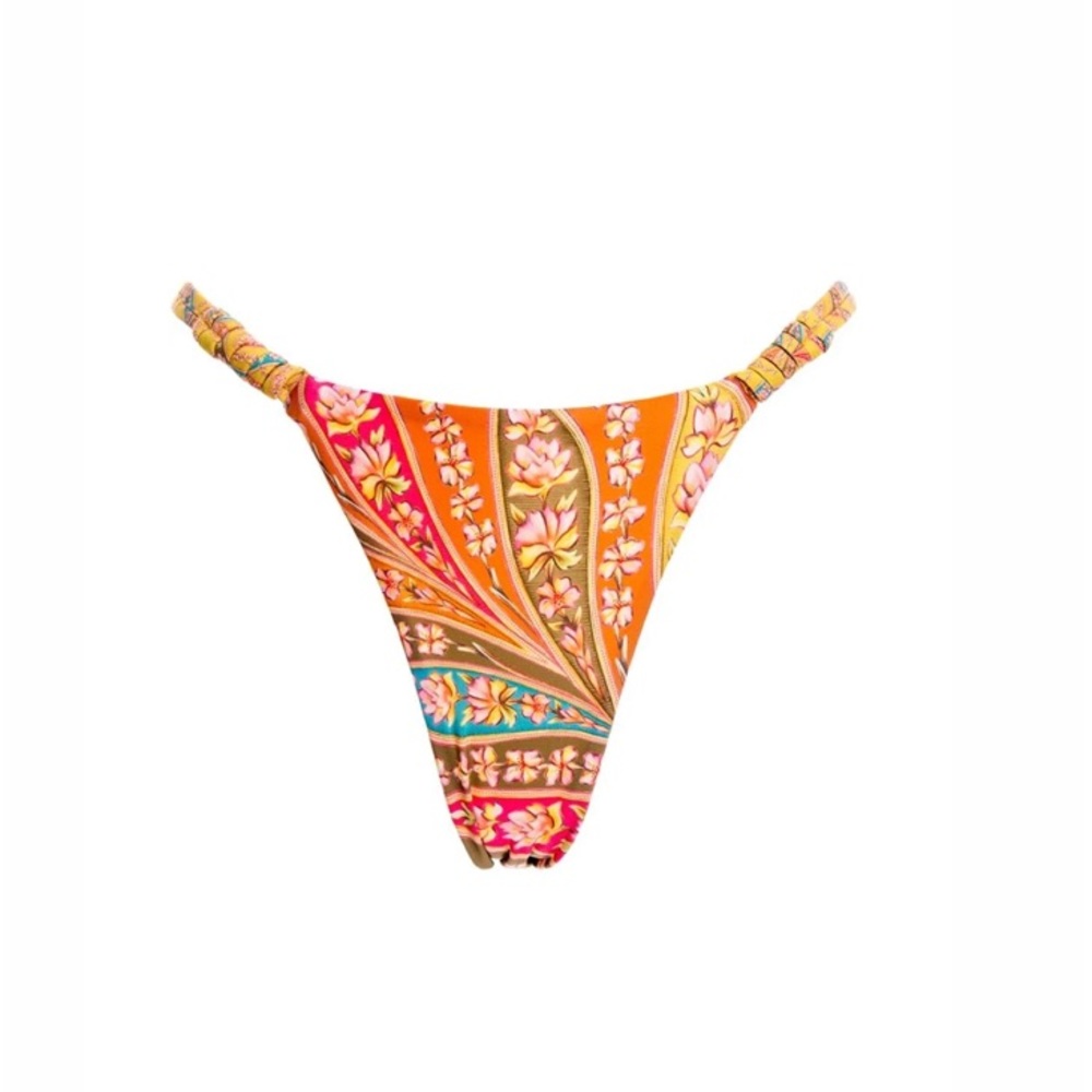 Agua Bendita Bikini Bottom